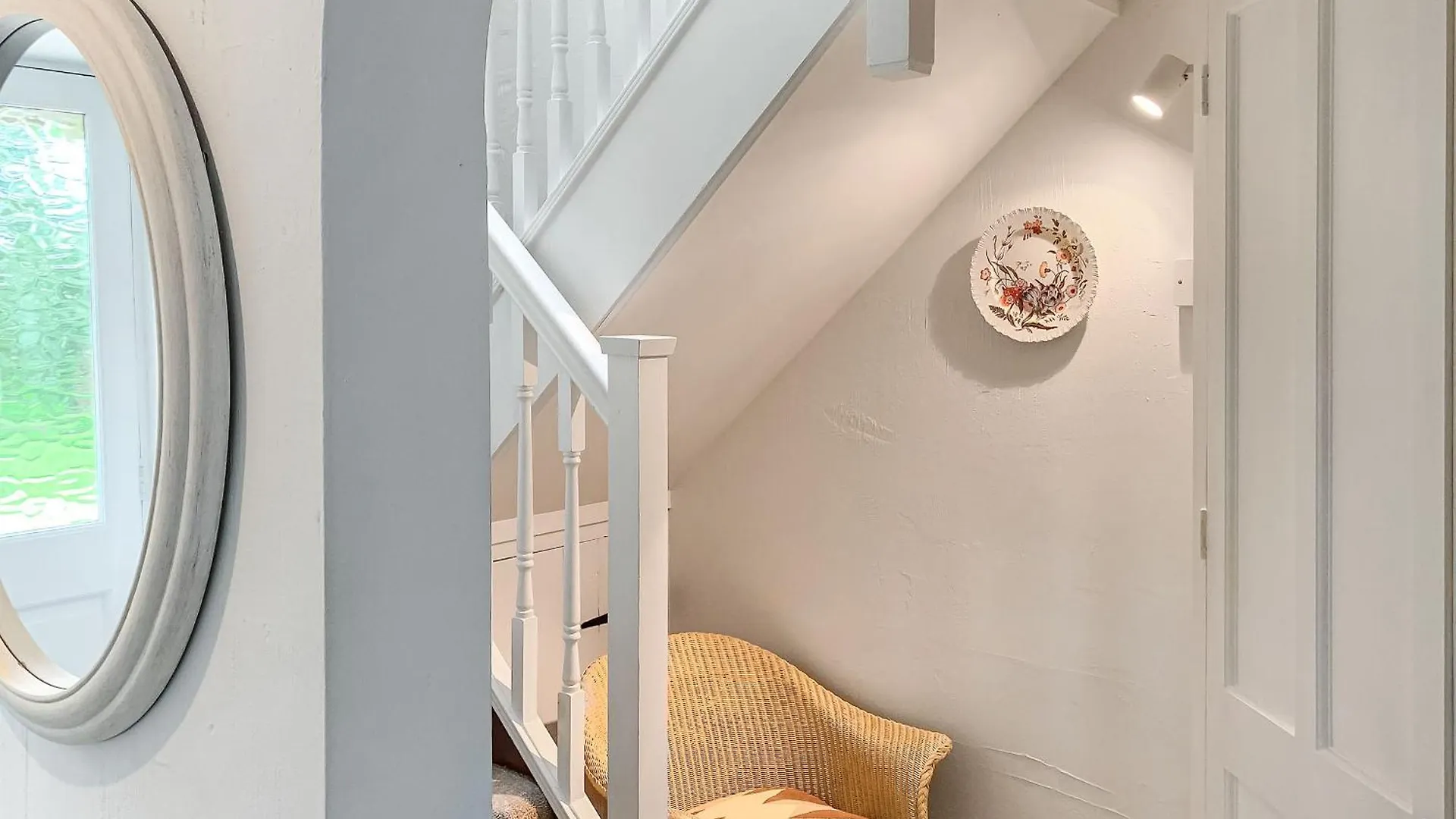 Willa Corn Stook - 16867 Sawdon